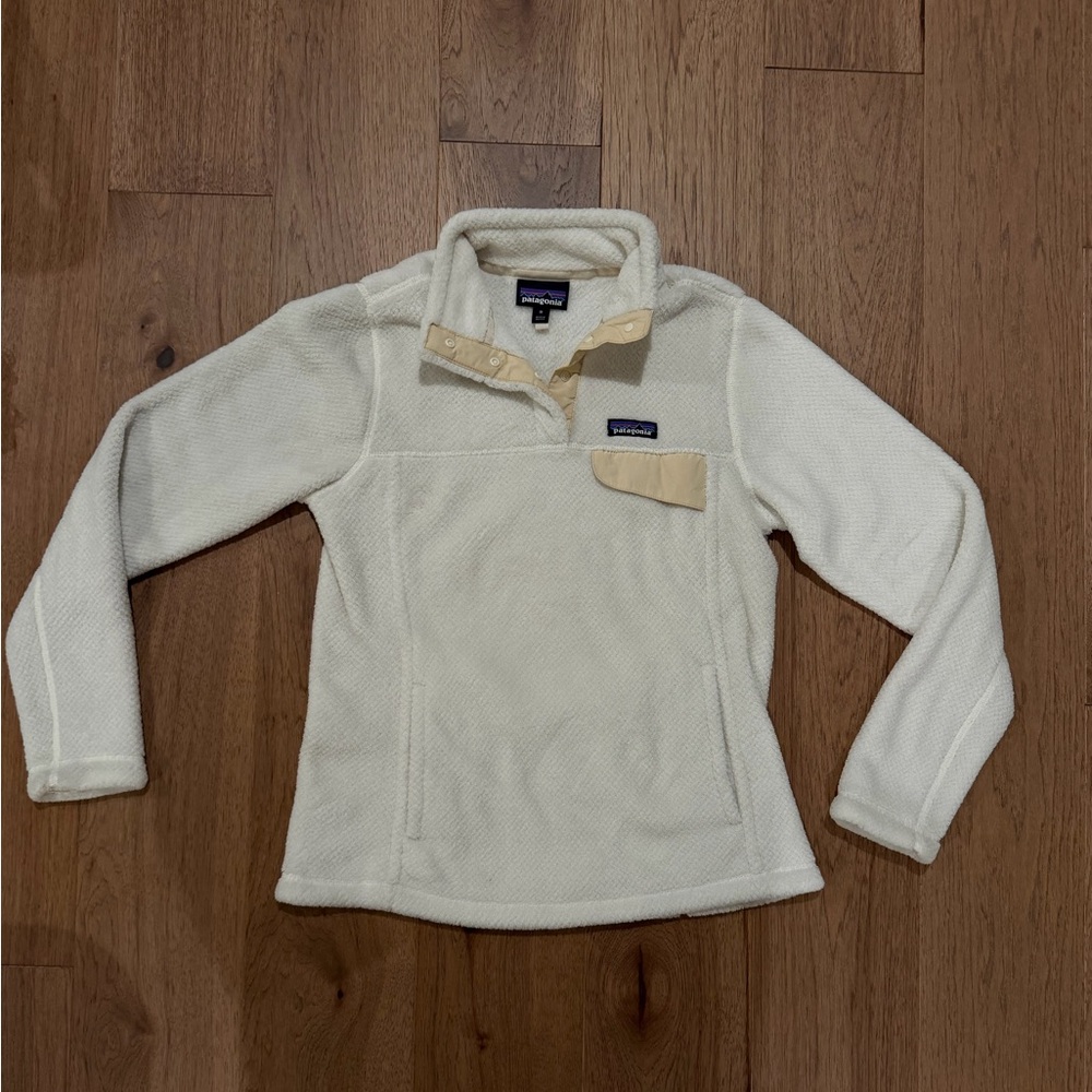 Patagonia Women's Cream Fleece Sweater